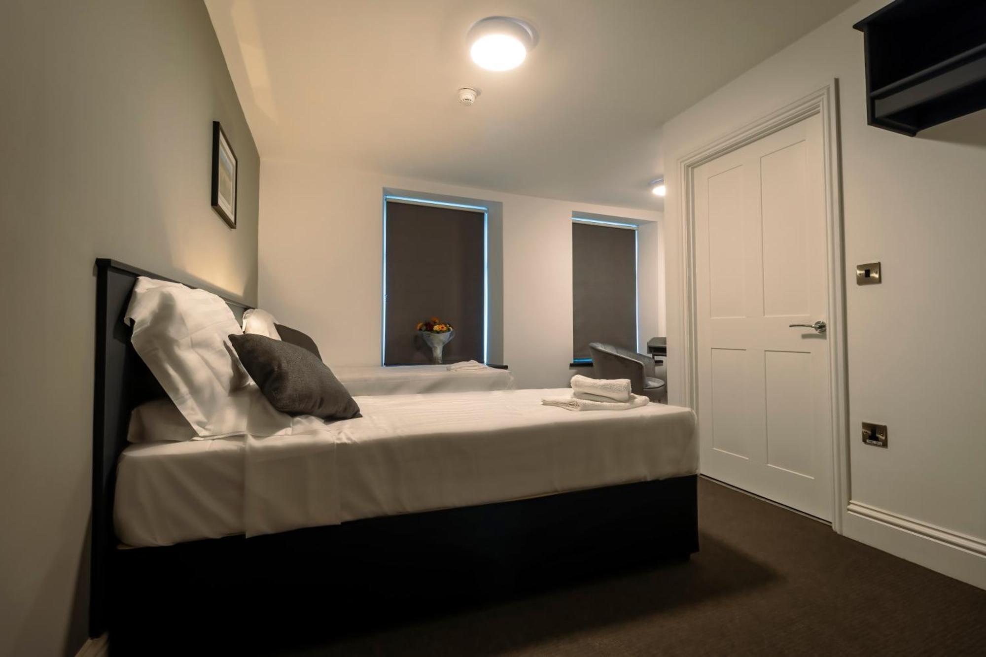 The Friendship Hotel Stocksbridge  Rum bild